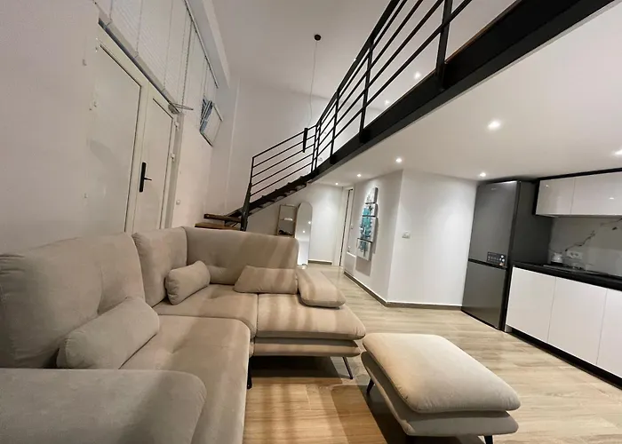 Isla Center Apartment *